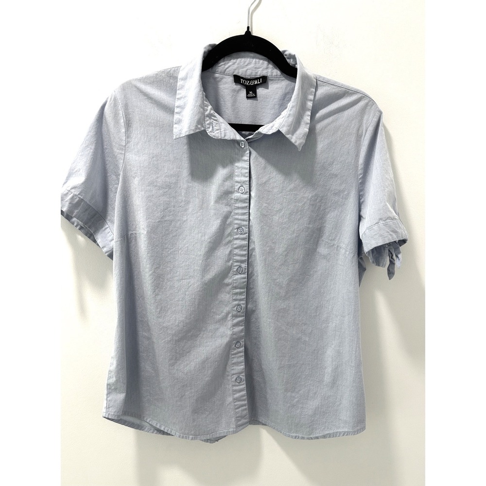 Roz & Ali Womens XL Blue Short Sleeve Button Up Shirt Tie Cuff Chambray Style